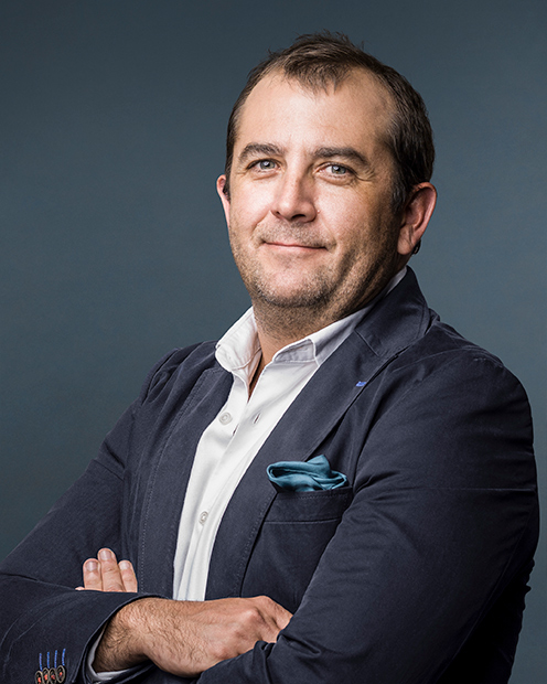 2017 Eduardo Amadeo